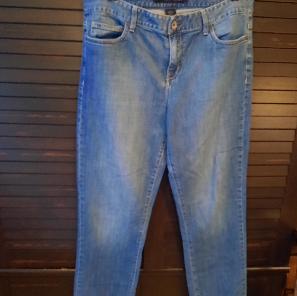 Great condition,Calvin Klein jean  32/14, Mauritius . Skinny feels straight cut.